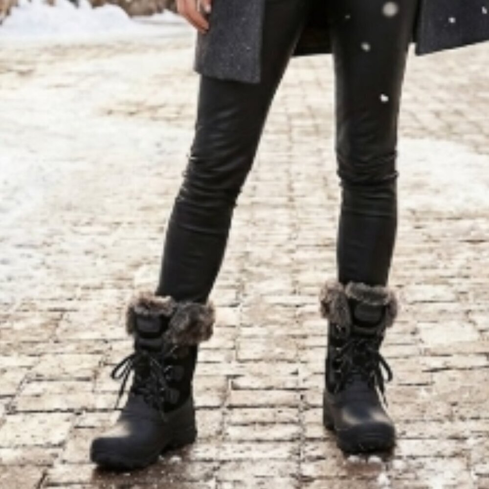 Khombu The Slope Black Winter Snow Boots Faux Fur Trim Size 9 NWT